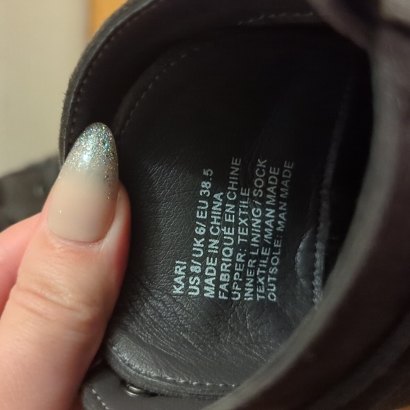 gray suede heel booties size 8 - Picture 5 of 7